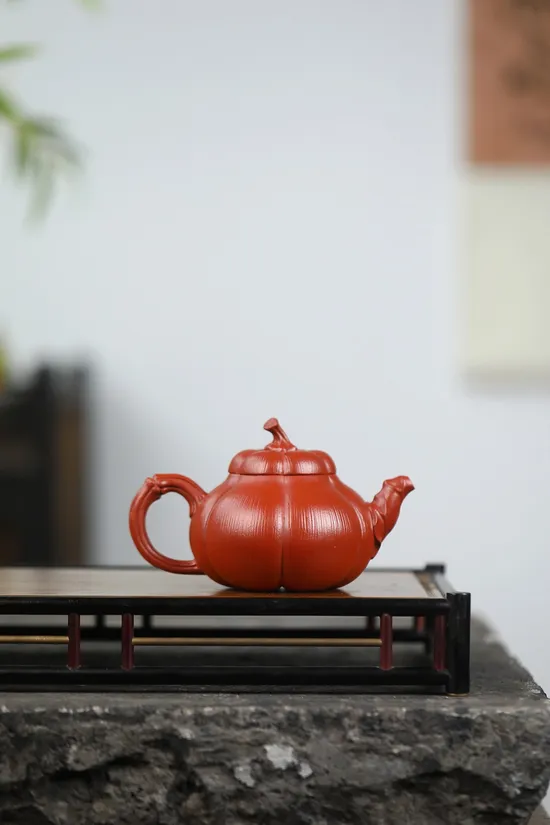 Zisha Teapots: Sweet Melon | 14-hole diamond-shaped spout 2