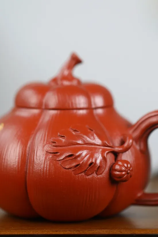 Zisha Teapots: Sweet Melon | 14-hole diamond-shaped spout 4