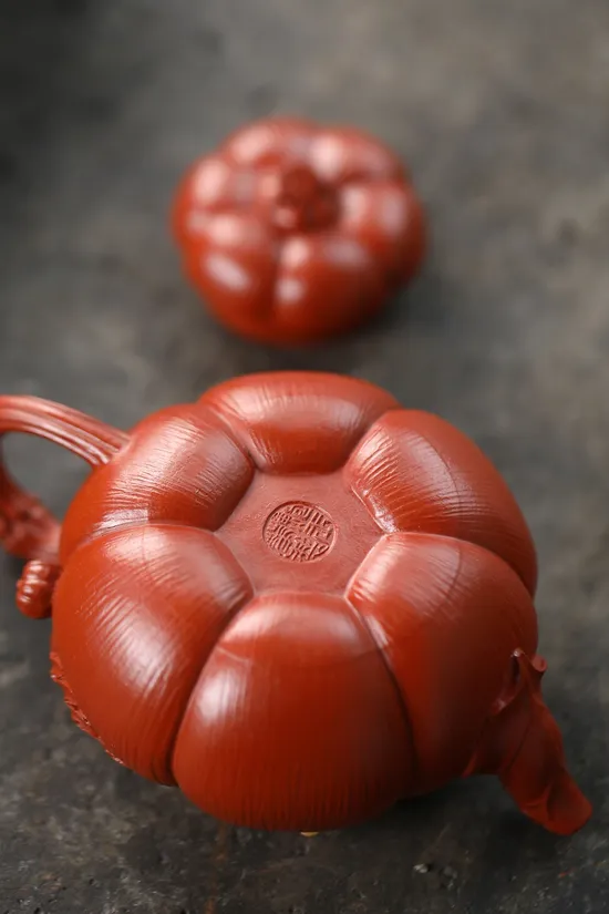 Zisha Teapots: Sweet Melon | 14-hole diamond-shaped spout 5