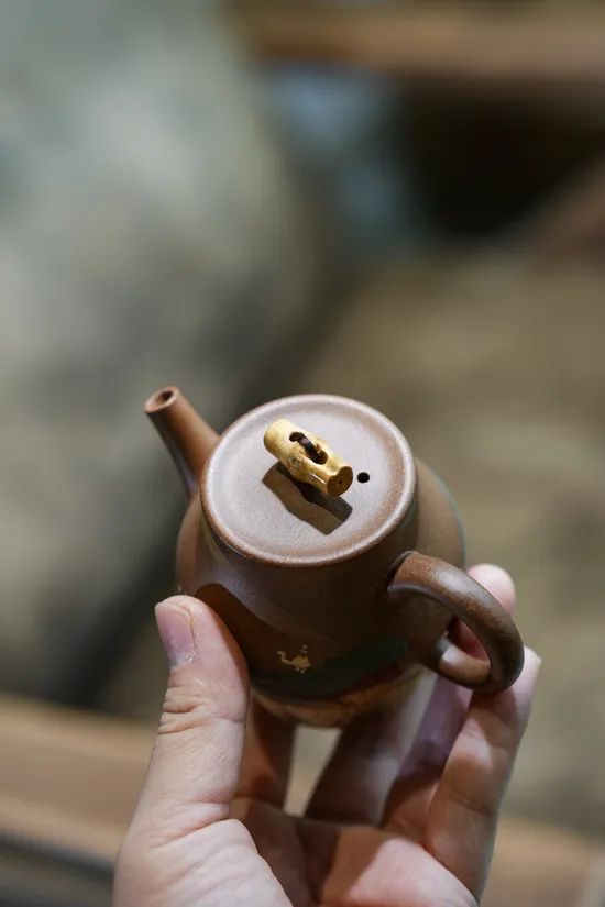 Zisha Teapots: Echoes of Camel Bells | dun mud 1