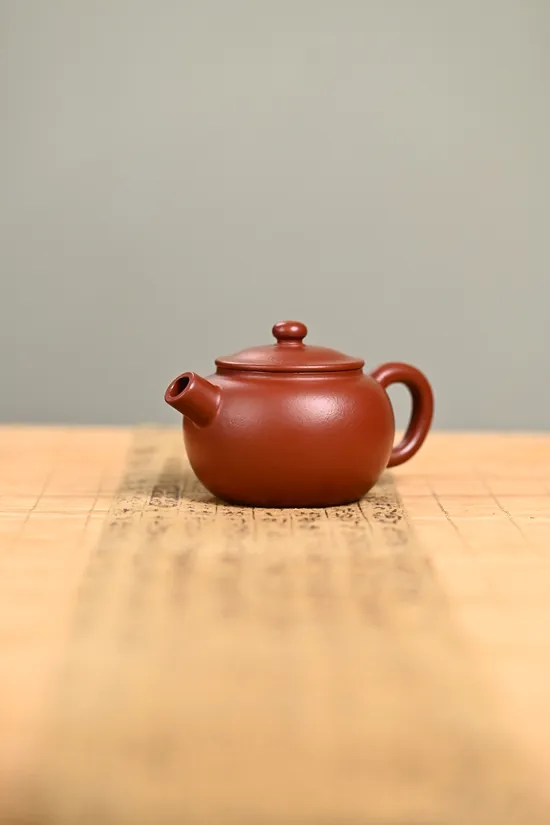 Zisha Teapots: premium wrinkled vermilion clay | Master Gu Yun 5