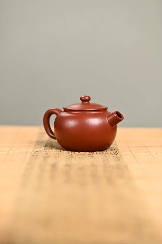 Zisha Teapots: premium wrinkled vermilion clay | Master Gu Yun 6