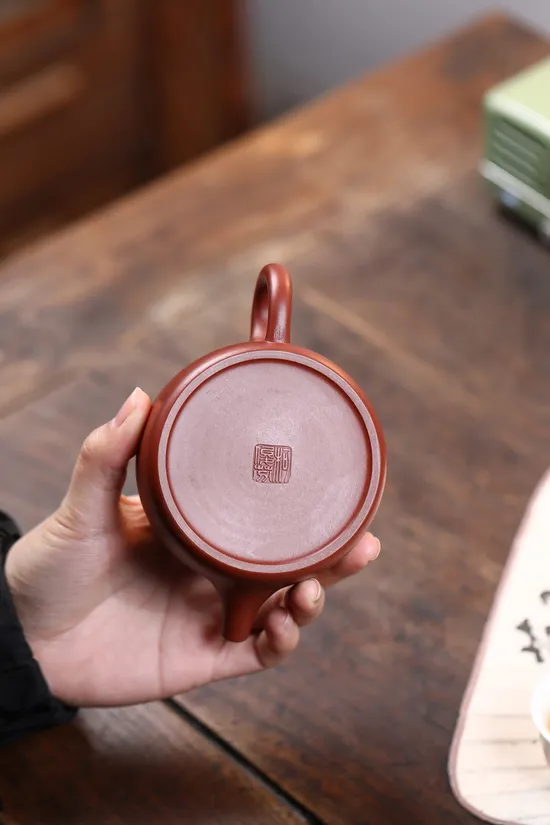 Zisha Teapots: Dahuangpao clay | 14 hexagonal spout holes 2