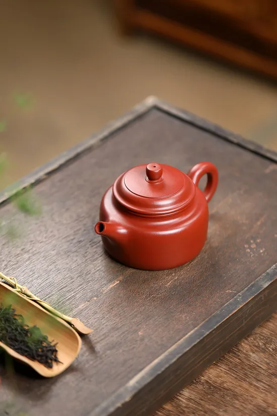 Zisha Teapots: Dahuangpao clay | 14 hexagonal spout holes 6