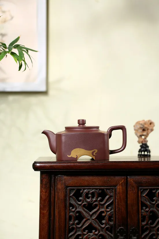 Zisha Teapots: Golden Ox Brings Good Fortune | 2400 CNY 8