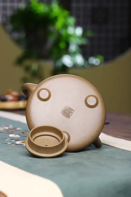 Zisha Teapots: crab shell green duan mud | national-level master 3