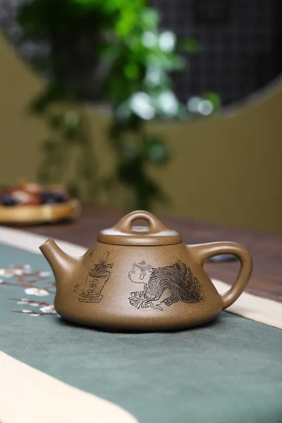 Zisha Teapots: crab shell green duan mud | national-level master 7