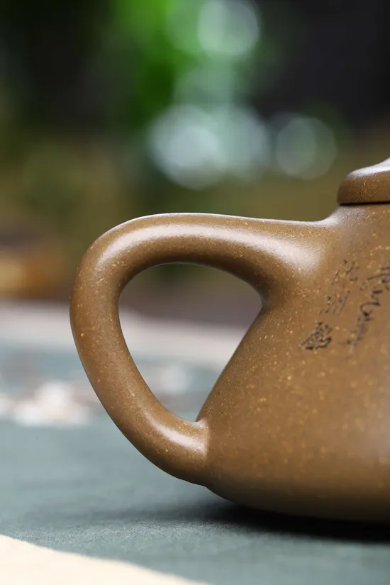 Zisha Teapots: crab shell green duan mud | national-level master 9