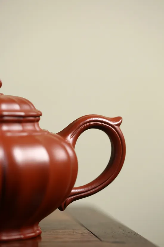 Premium Yixing Jinwen Xiaoying Teapot – Handcrafted Artistry 5