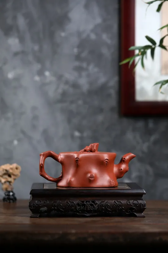Premium Yixing Clay Teapot | Handcrafted Zisha Artisan Pottery 4