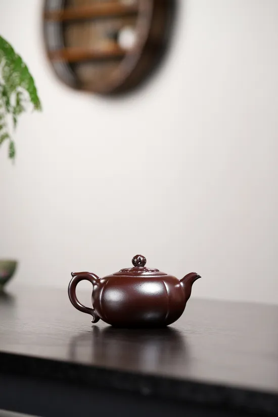 Premium Yixing Zisha Teapot | Dragon Blood Clay Craftsmanship 5