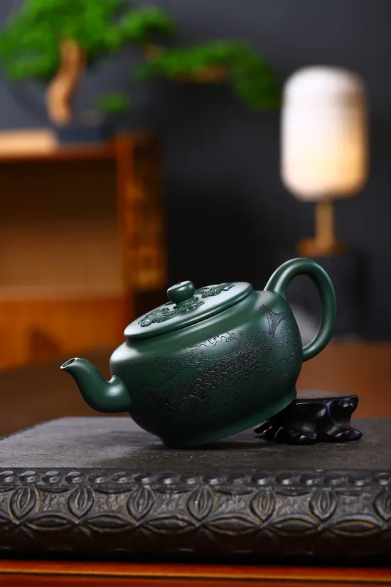 Zisha Teapots: 5400 CNY | Golden Dragon Fish 2