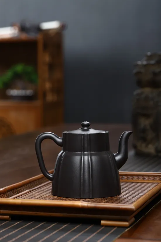 Zisha Teapots: raw stone yellow clay | Xu Liuming 2
