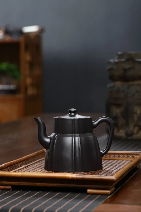 Zisha Teapots: raw stone yellow clay | Xu Liuming 5