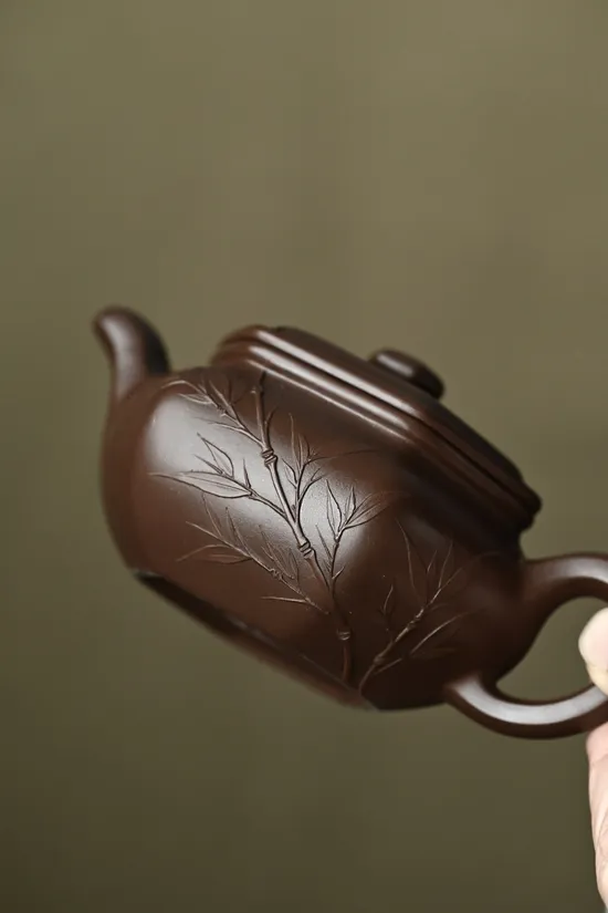 Premium Yixing Teapot Handcrafted Clay Artisan Design 1