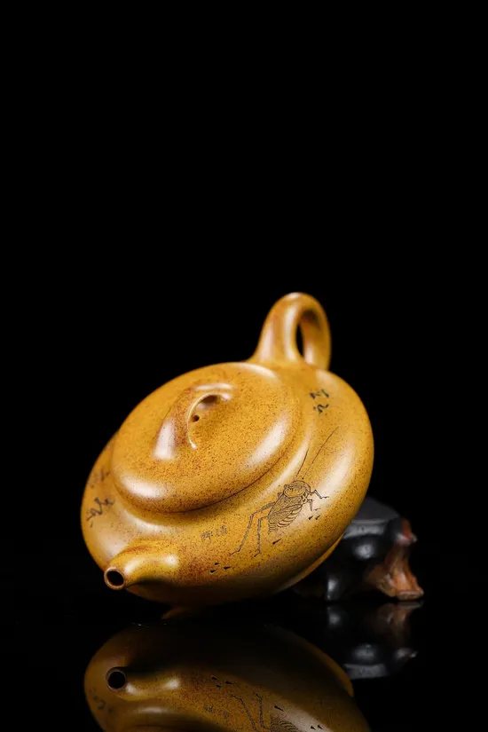 Zisha Teapots: aged purple clay | Master Zhou Jianchun 1