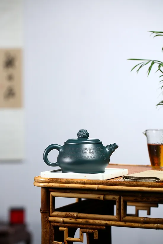 Zisha Teapots: Master Guo Chaogang | 400cc capacity 3