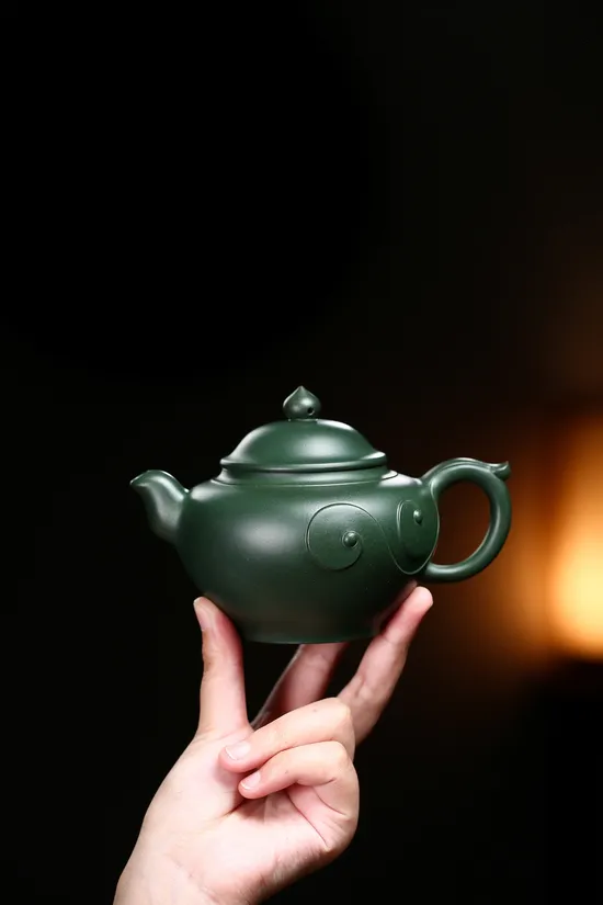 Premium Yixing Zisha Teapot – Rare Green Clay, Xu Liuming Handcrafted Artisan Pottery 3