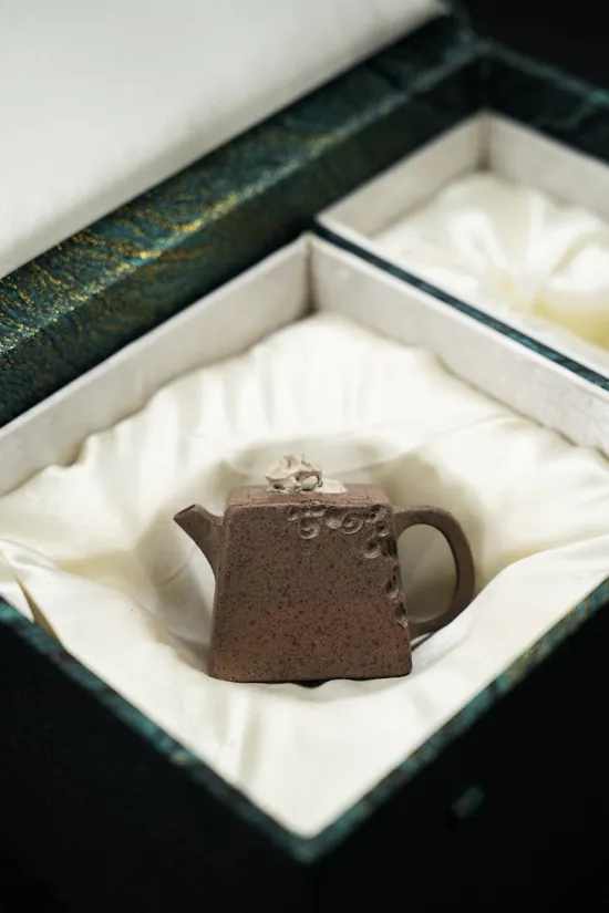 Yixing Zisha Teapot 80cc | Handcrafted Purple Clay Artisan Pot 7