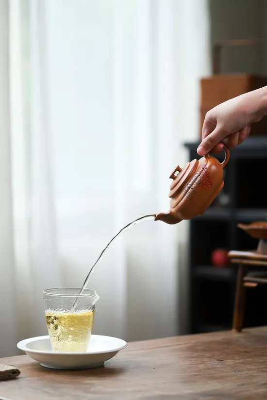 Zisha Teapots: Crab yellow duan clay | 1200 CNY 2