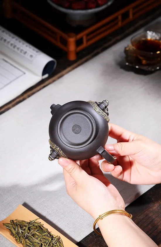Zisha Teapots: Supreme Guardian | 1 | 650 CNY | Chu Dongping 3
