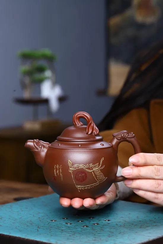 Premium Yixing Clay Teapot | Artisan Crafted Zisha Teapots 2