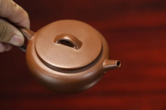 Zisha Teapots: CNY 900 | 120cc capacity | Xu Xueqiang 3