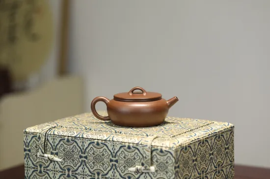 Zisha Teapots: CNY 900 | 120cc capacity | Xu Xueqiang 7
