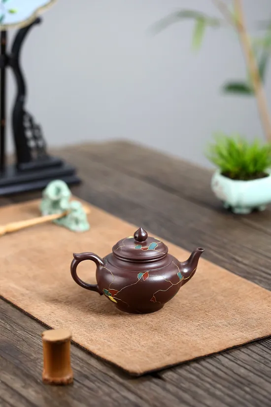 Zisha Teapots: Smiling Cherry Blossom | Baoyu Hua 5