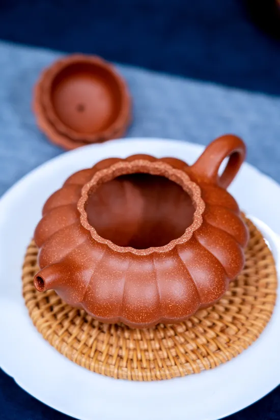 Zisha Teapots: Ribbed Joy Pattern | Jiangpo Clay 5