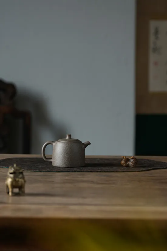 Zisha Teapots: Qingduan clay | 160cc capacity 5