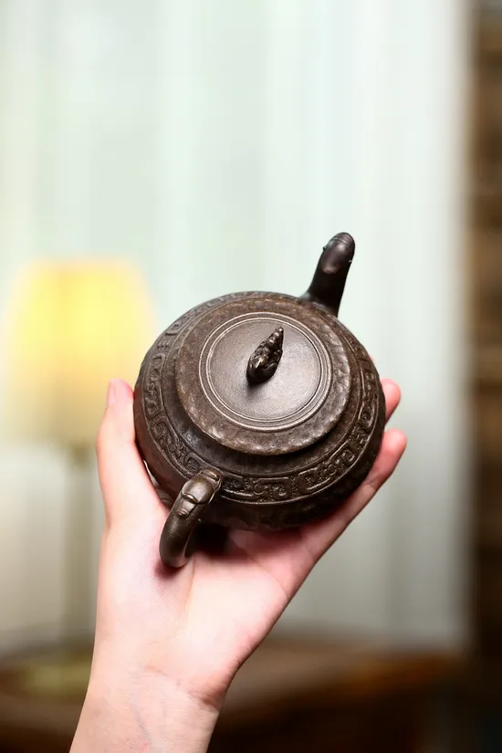 Zisha Teapots: Yang Junbao | 240cc | CNY 2 | 400 5