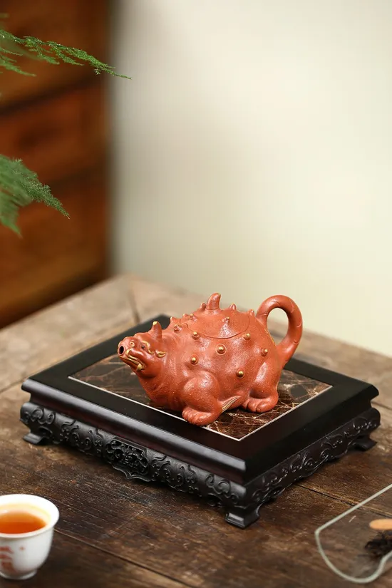 Yixing Zisha Teapot: Dragon-Turtle Artistry & Collectible Craft 3