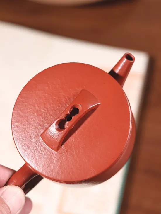 Zisha Teapots: Premium Coarse Zhu Ni | 180cc Capacity 3