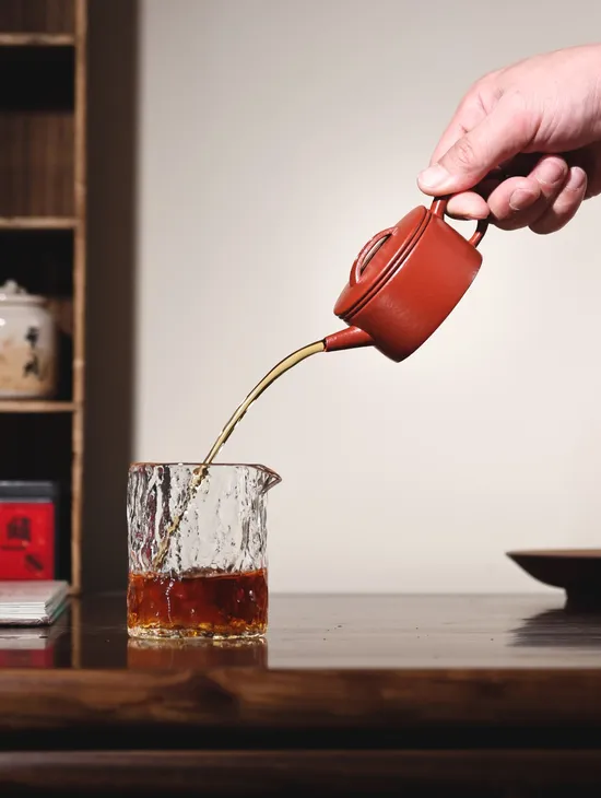 Zisha Teapots: Premium Coarse Zhu Ni | 180cc Capacity 4