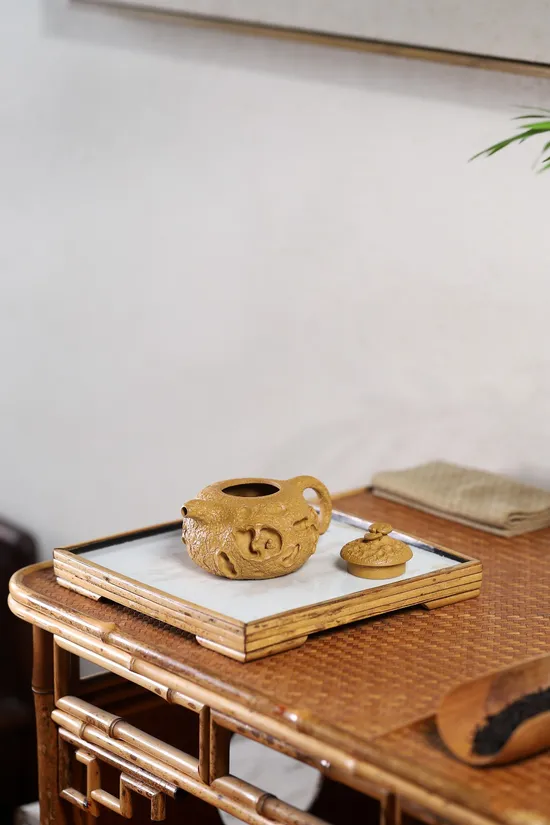 Zisha Teapots: Gong Chun | 2100 CNY 1