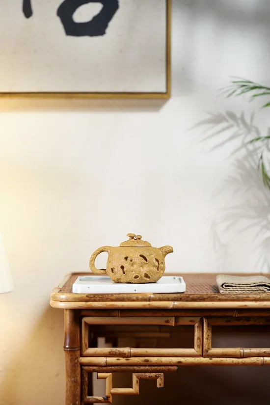 Zisha Teapots: Gong Chun | 2100 CNY 2