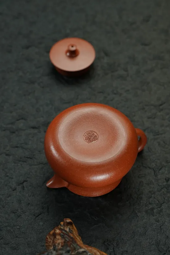 Yixing Zisha Clay Teapot | Authentic Chinese Purple Clay Pottery 4