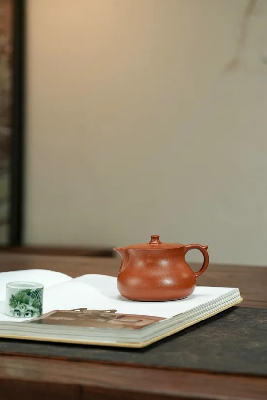 Yixing Zisha Clay Teapot | Authentic Chinese Purple Clay Pottery 6