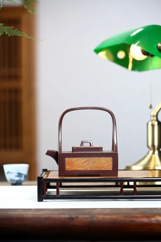 Zisha Teapots: 3900 CNY | Yudai Tiliang 2