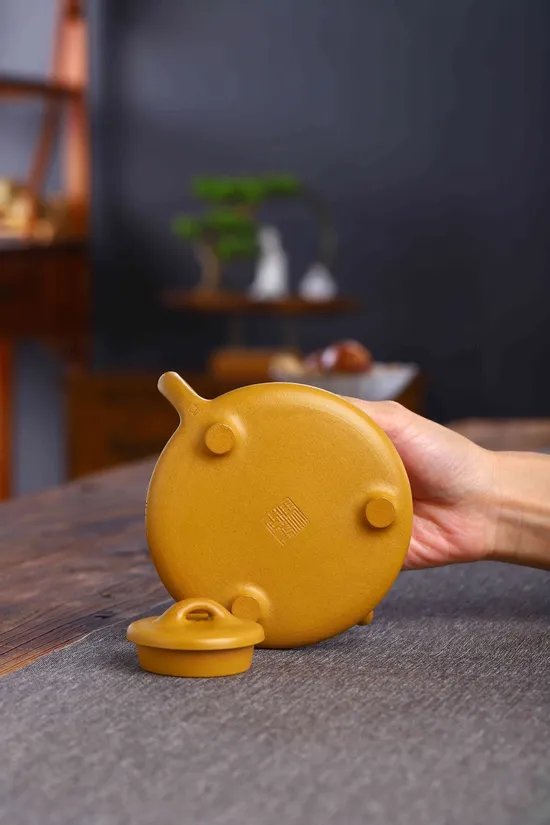 Authentic Yixing Zisha Teapot - Handcrafted Collectible Purple Clay Art 1