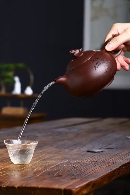 Zisha Teapots: 5400 CNY | Hongfu Qitian 1
