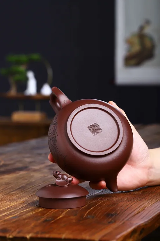 Zisha Teapots: 5400 CNY | Hongfu Qitian 2