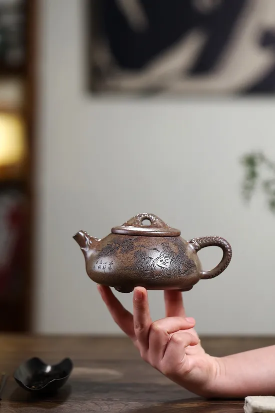 Zisha Teapots: Manpiao | 2100 CNY 1