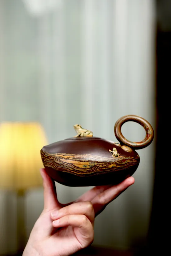 Zisha Teapots: Lotus Pond under the Moonlight | 4200 CNY 1