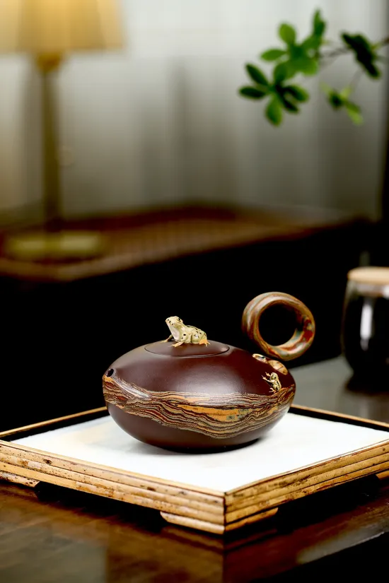 Zisha Teapots: Lotus Pond under the Moonlight | 4200 CNY 5