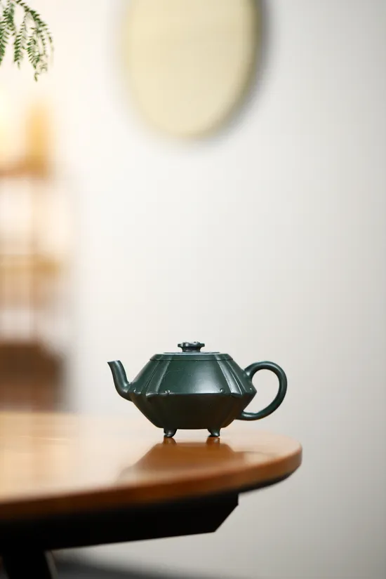 Zisha Teapots: Min Guo green clay | Yang Junbao 2