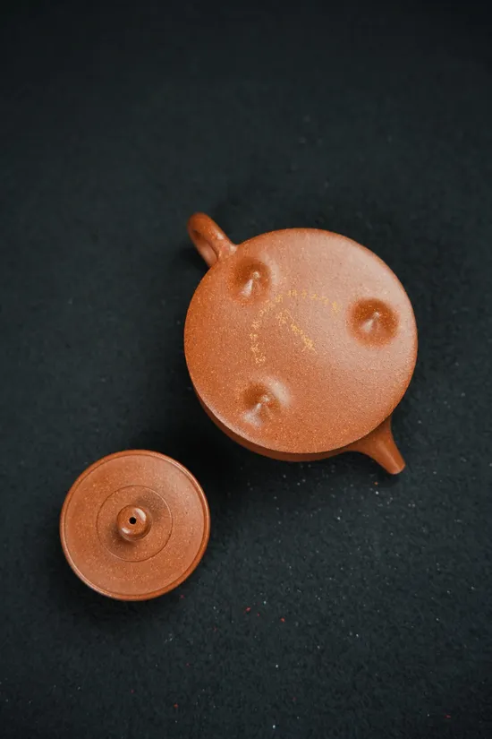 Premium Yixing Zisha Clay Teapot | Artisan Crafted, Classic Design 2