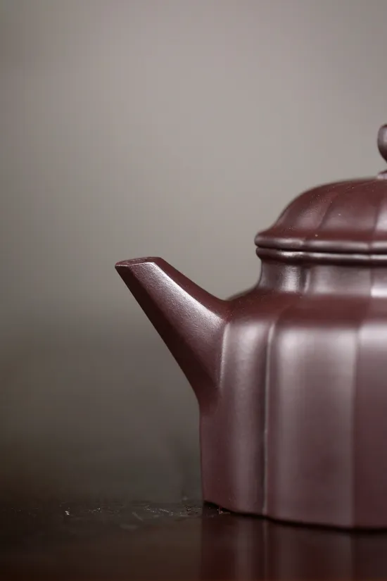 Premium Yixing Zisha Teapot | Master Crafted Clay Artisan Pottery 1