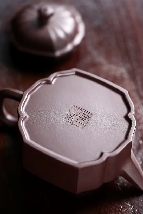 Premium Yixing Zisha Teapot | Master Crafted Clay Artisan Pottery 2